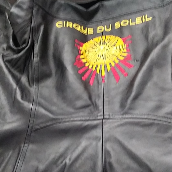 Leather jacket - Picture 2 of 2